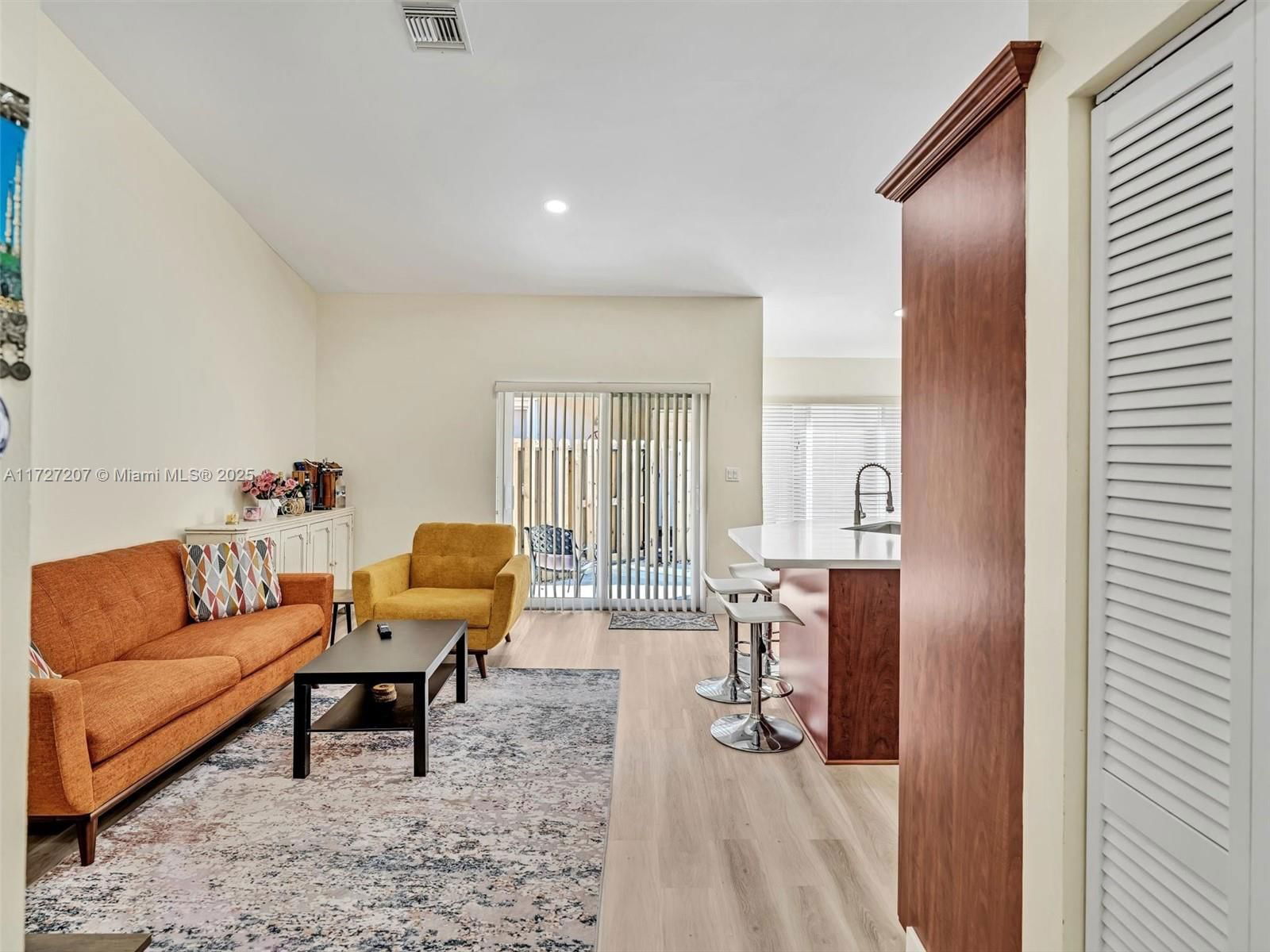 Real estate property located at 213 101st Ave, Broward, Central Park Lake, Plantation, FL