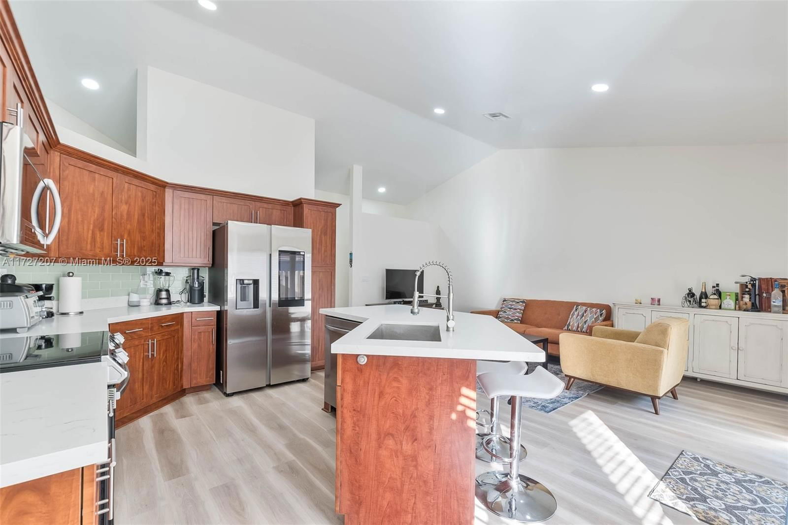 Real estate property located at 213 101st Ave, Broward, Central Park Lake, Plantation, FL