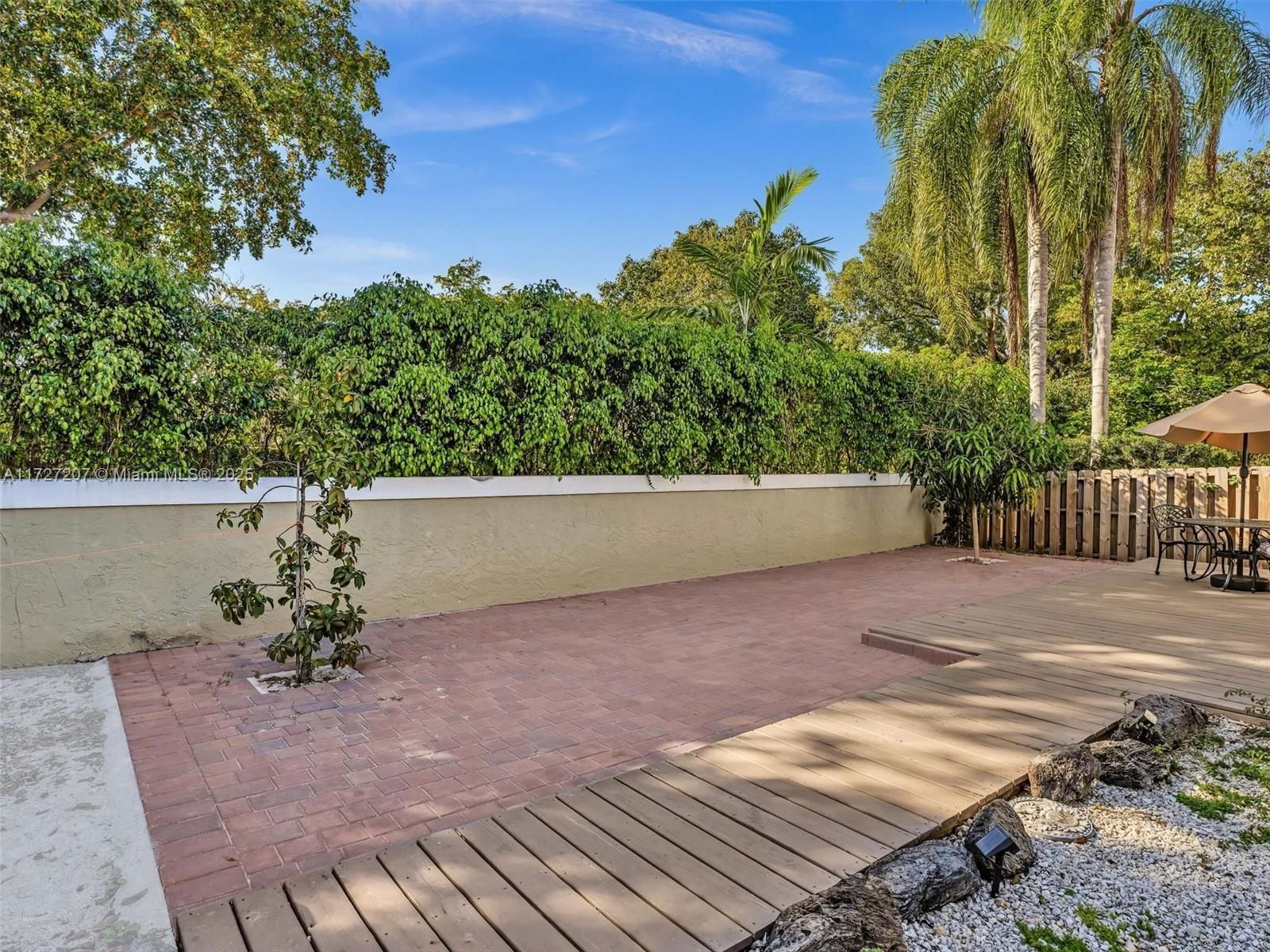 Real estate property located at 213 101st Ave, Broward, Central Park Lake, Plantation, FL