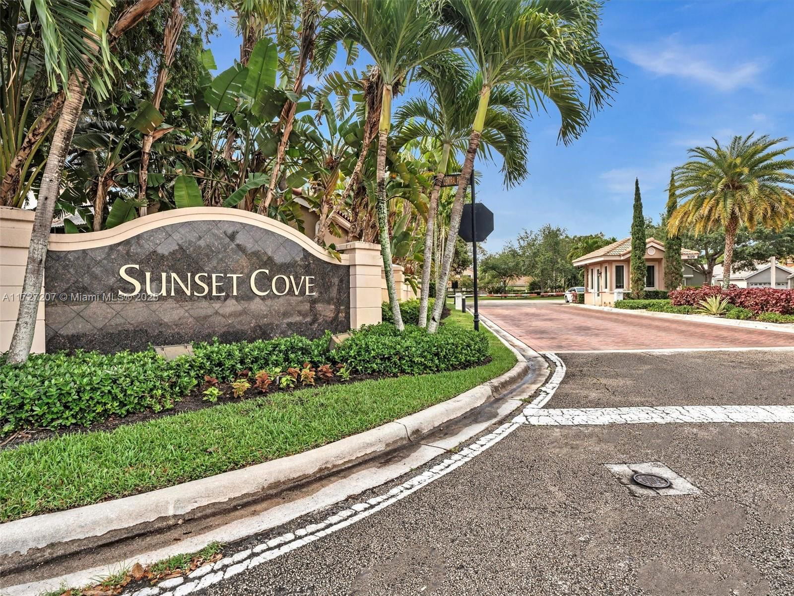 Real estate property located at 213 101st Ave, Broward, Central Park Lake, Plantation, FL