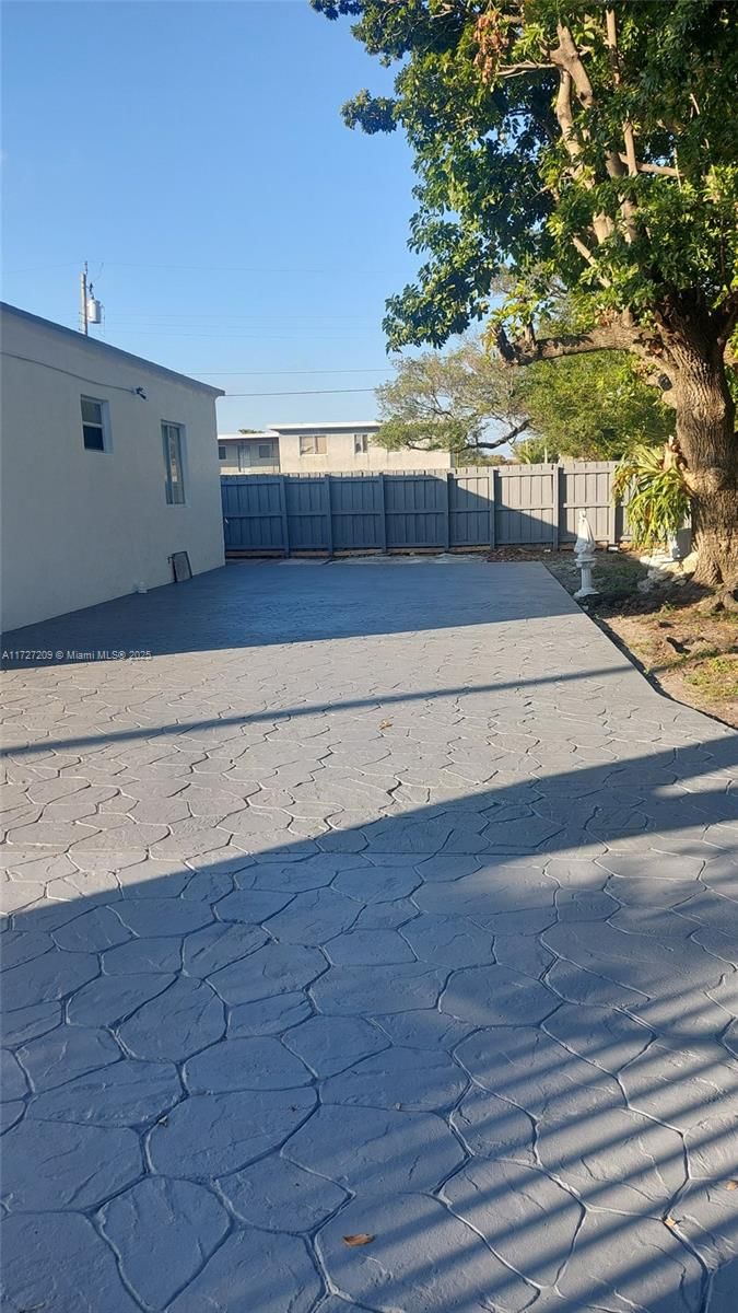 Real estate property located at 1545 73rd St, Miami-dade, Comm Liberty City 2nd Sec, Miami, FL