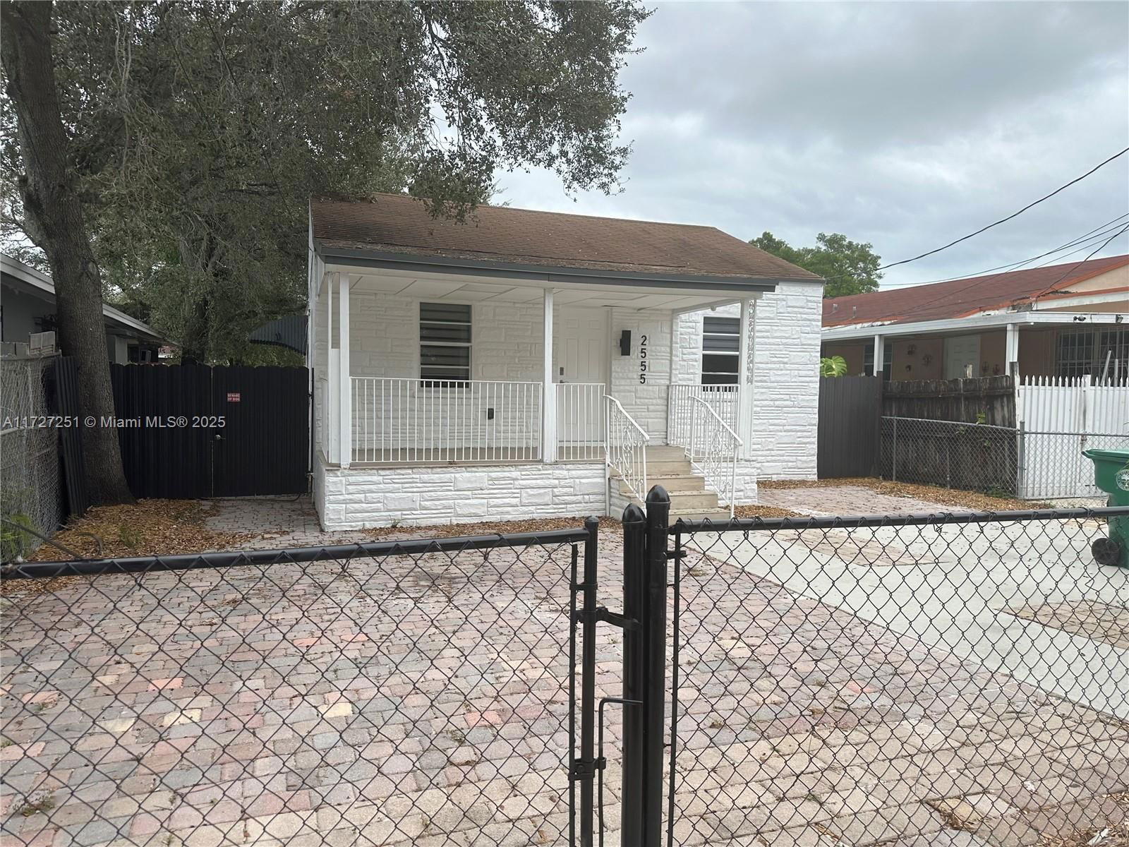 Real estate property located at 2555 23rd Ave, Miami-dade, East Haven, Miami, FL