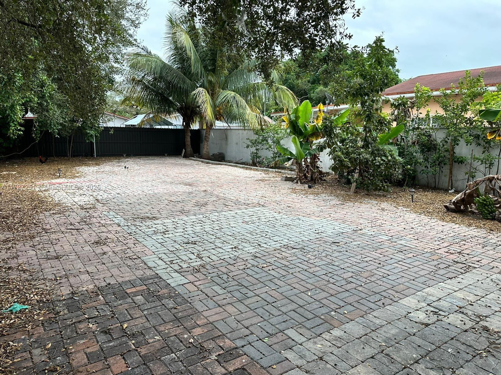 Real estate property located at 2555 23rd Ave, Miami-dade, East Haven, Miami, FL