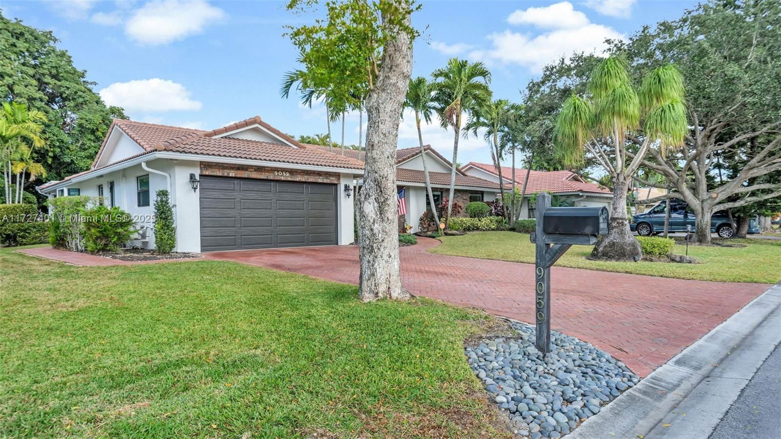 Real estate property located at 9059 49th Ct, Broward, Pine Ridge, Coral Springs, FL