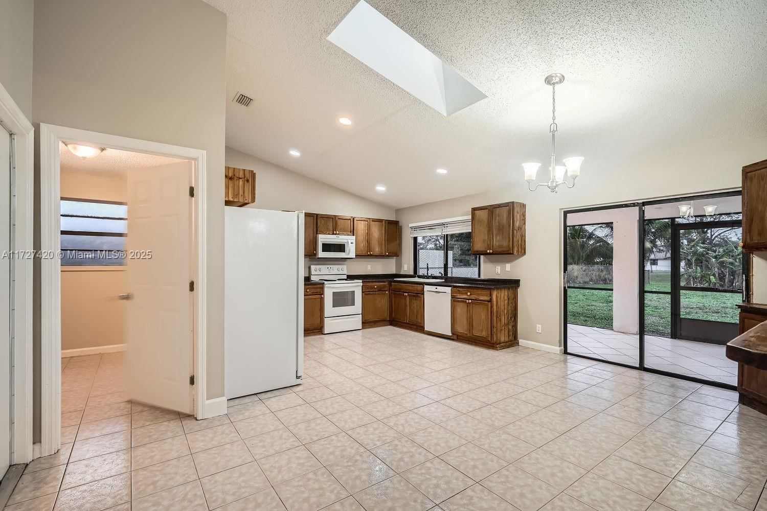 Real estate property located at 133 Cordoba Cir, Palm Beach, La Mancha, Royal Palm Beach, FL