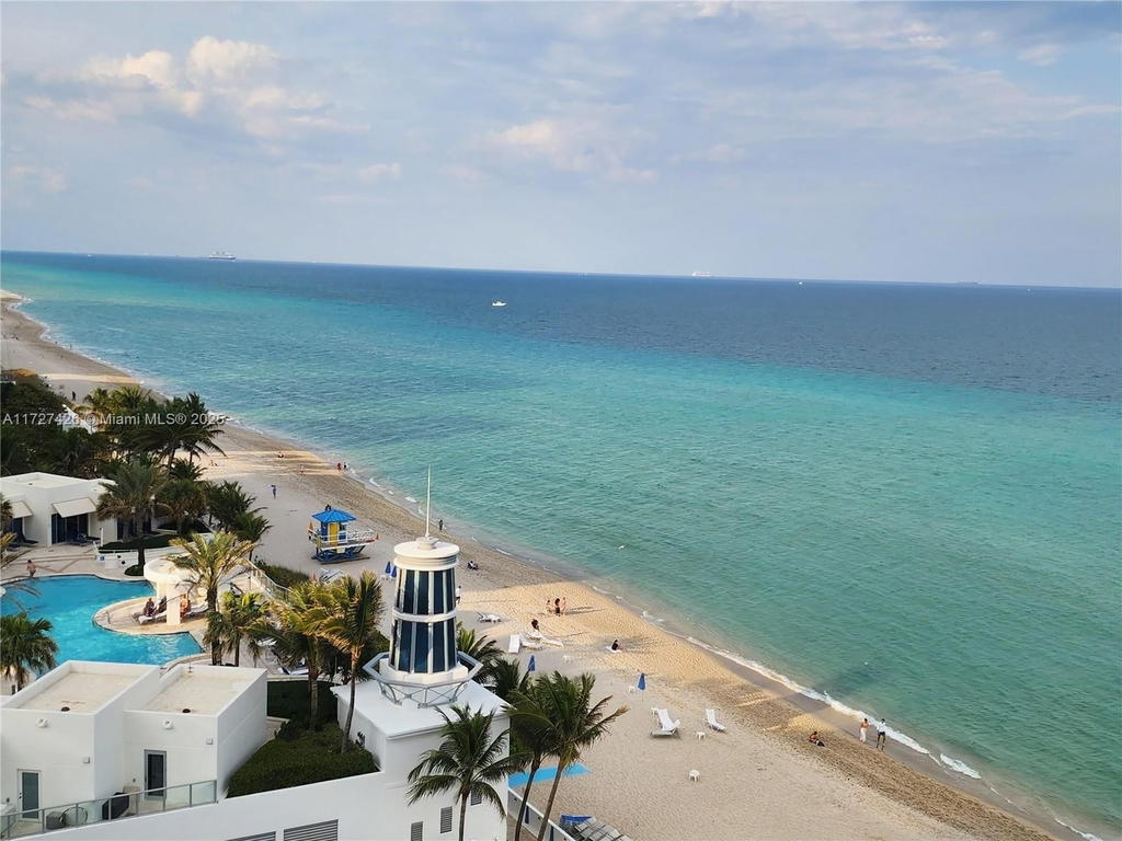 Real estate property located at 3505 Ocean Dr #1014, Broward, Alexander Towers Condo, Hollywood, FL