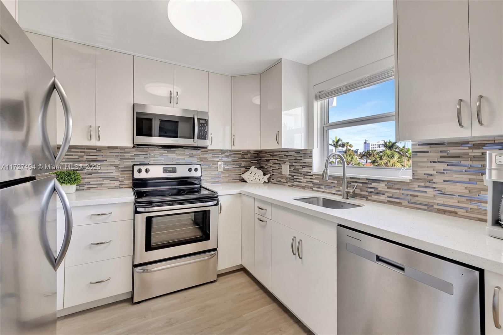 Real estate property located at 1111 Riverside Dr #307, Broward, Fairbanks North Condo, Pompano Beach, FL