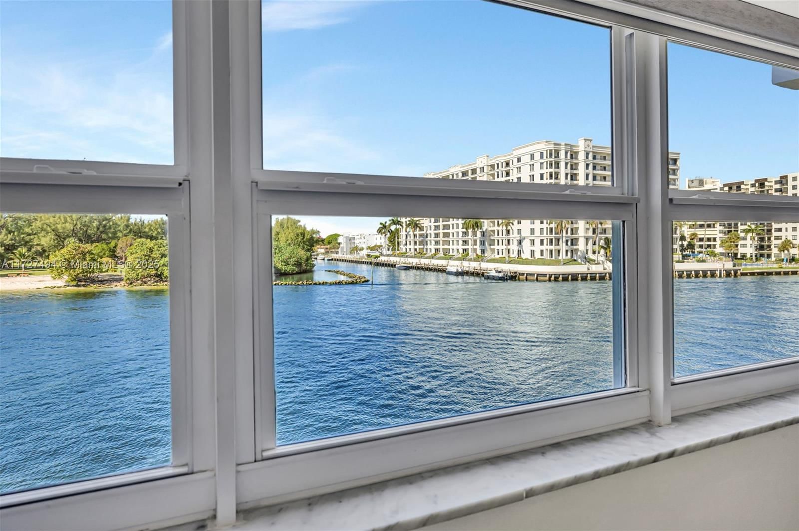 Real estate property located at 1111 Riverside Dr #307, Broward, Fairbanks North Condo, Pompano Beach, FL
