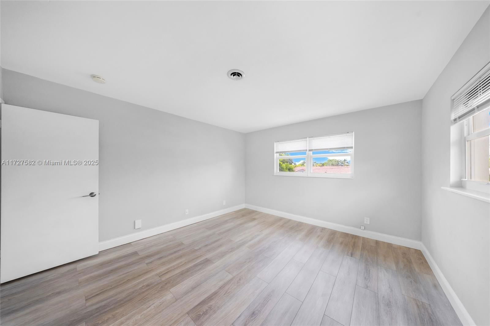 Real estate property located at 2591 55th Ct #202, Broward, Landings Harborage Condo, Fort Lauderdale, FL