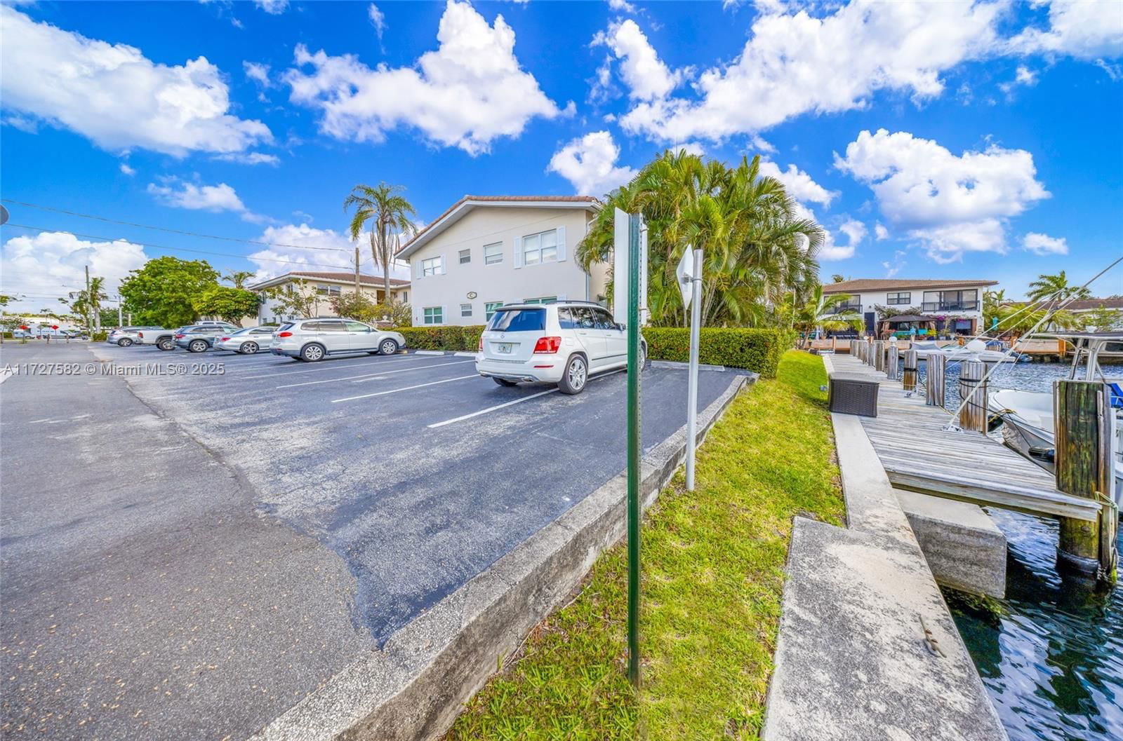 Real estate property located at 2591 55th Ct #202, Broward, Landings Harborage Condo, Fort Lauderdale, FL