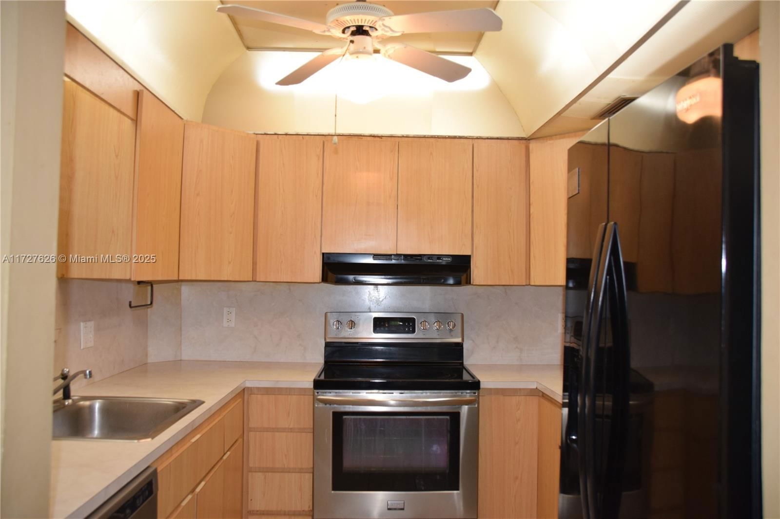 Real estate property located at 200 Jacaranda Country Club Dr #6A, Broward, Coronado At Jacaranda, Plantation, FL