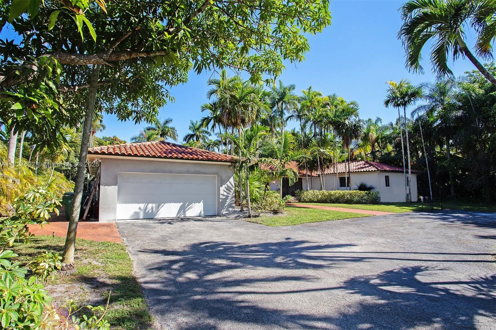 Real estate property located at 14135 Miami Ave, Miami-dade, Bisc Gardens Sec H Part 1, Miami, FL