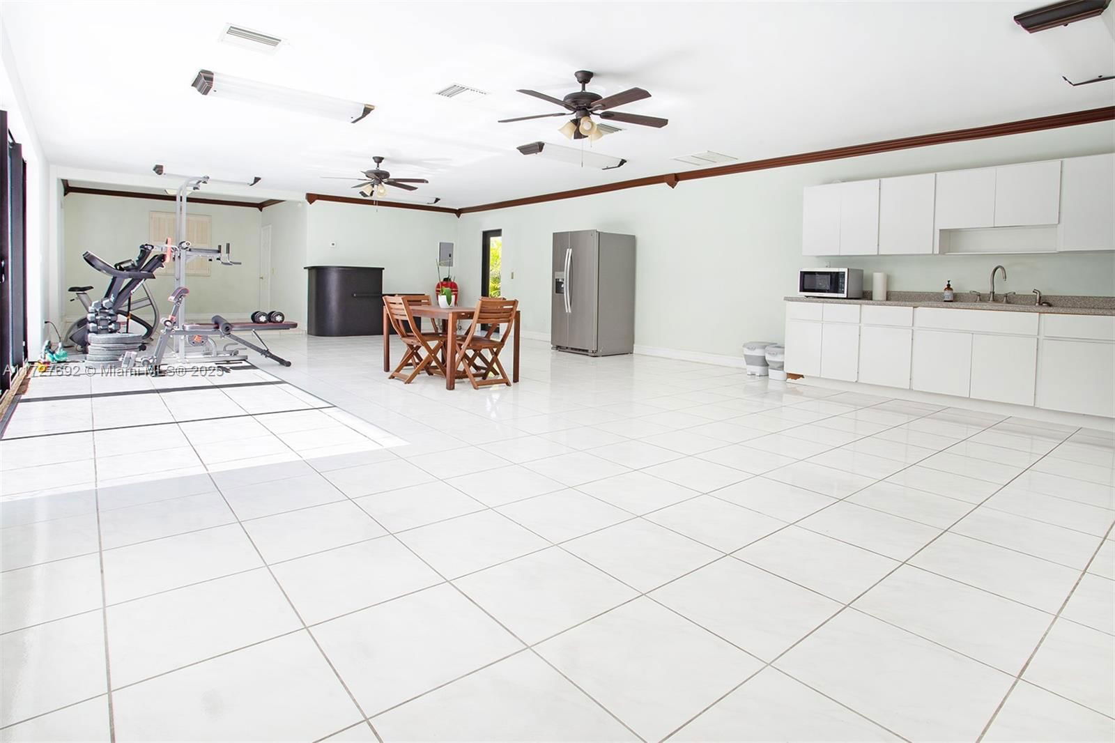 Real estate property located at 14135 Miami Ave, Miami-dade, Bisc Gardens Sec H Part 1, Miami, FL