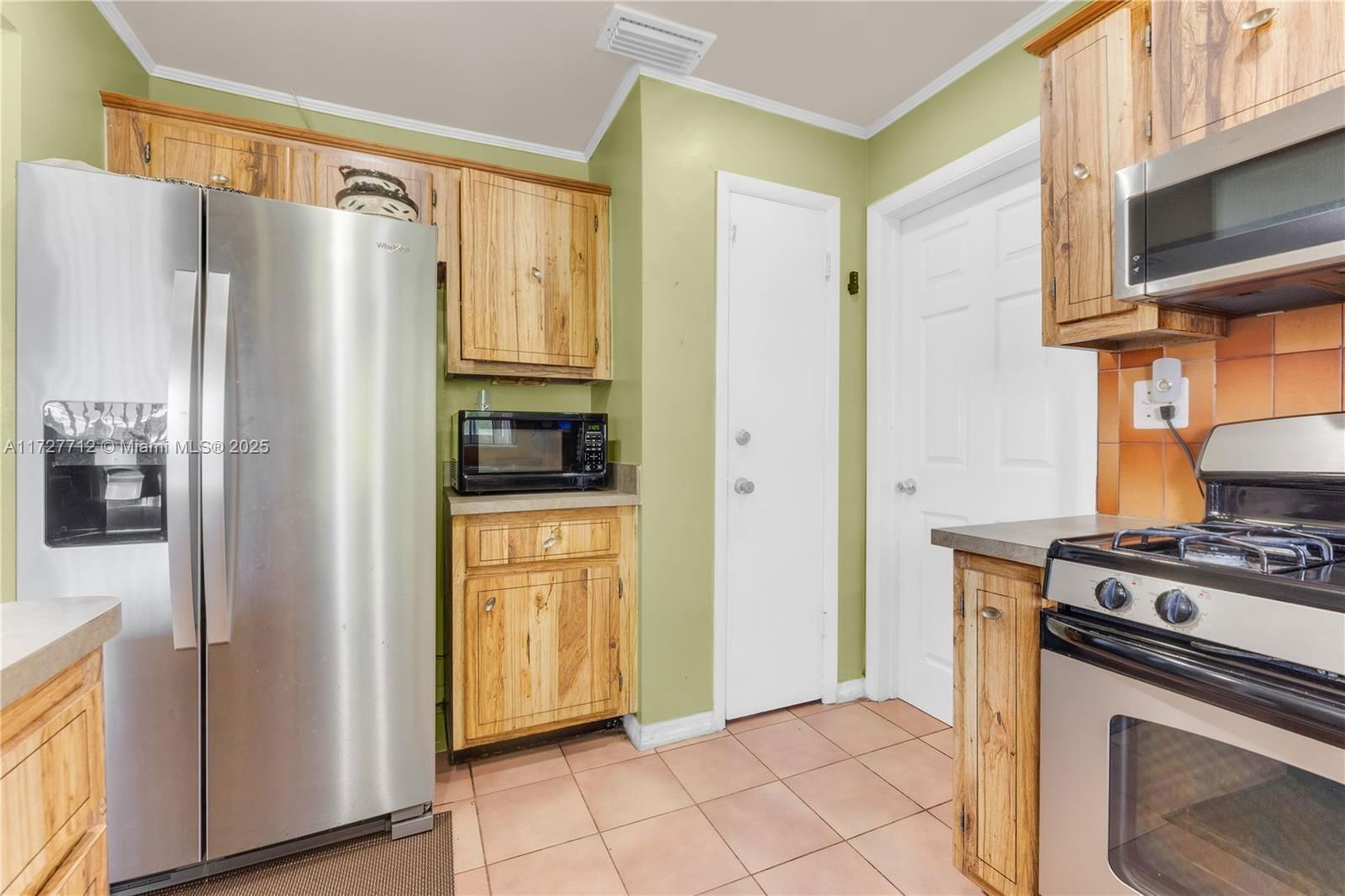 Real estate property located at 3307 202nd Ln, Miami-dade, Leslie Estates Sec 13, Miami Gardens, FL