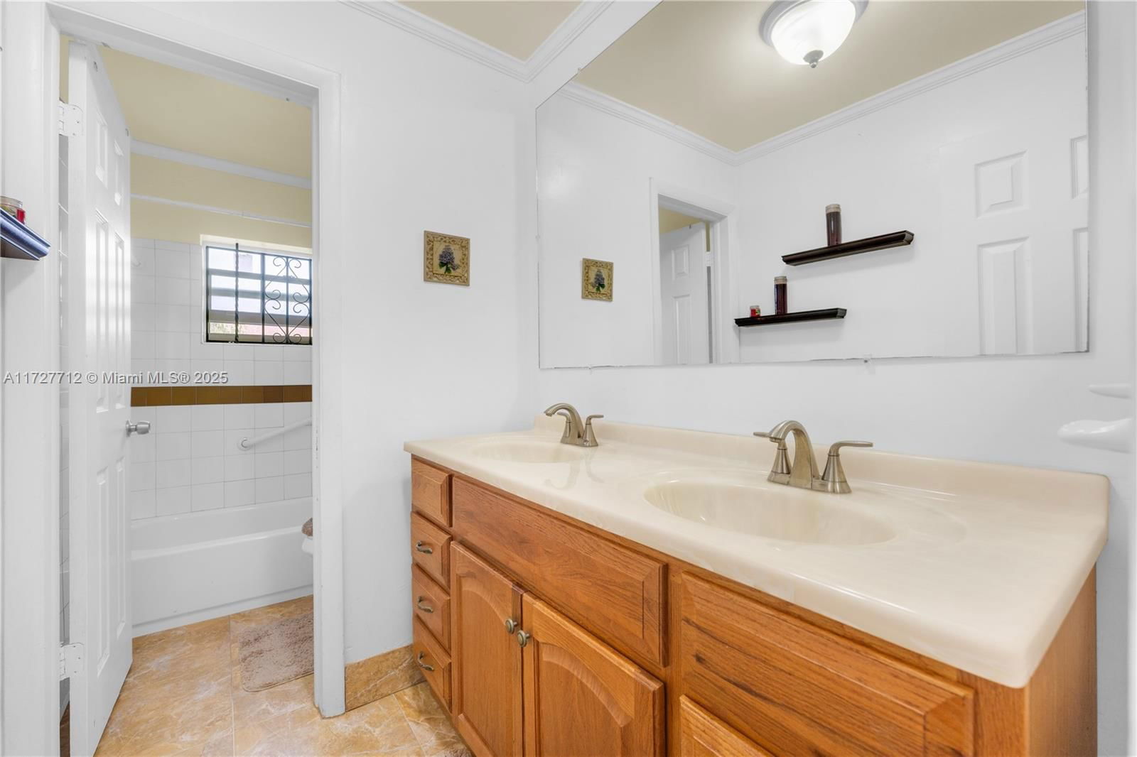 Real estate property located at 3307 202nd Ln, Miami-dade, Leslie Estates Sec 13, Miami Gardens, FL