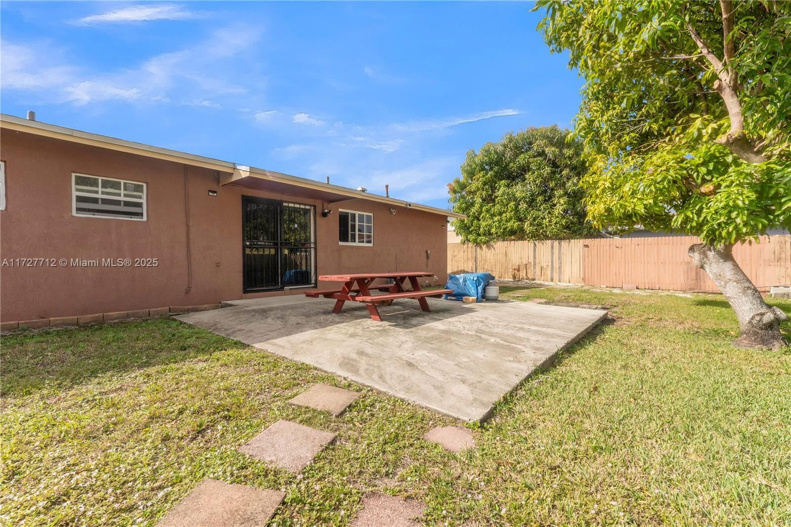Real estate property located at 3307 202nd Ln, Miami-dade, Leslie Estates Sec 13, Miami Gardens, FL