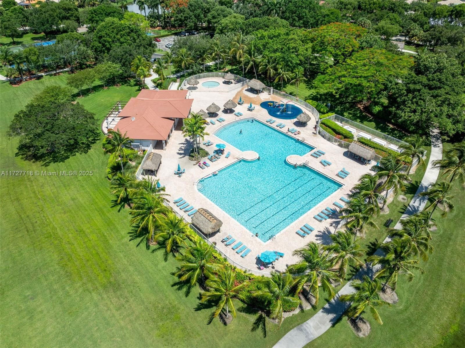Real estate property located at 4285 Fox Ridge Dr, Broward, Fox Ridge, Weston, FL