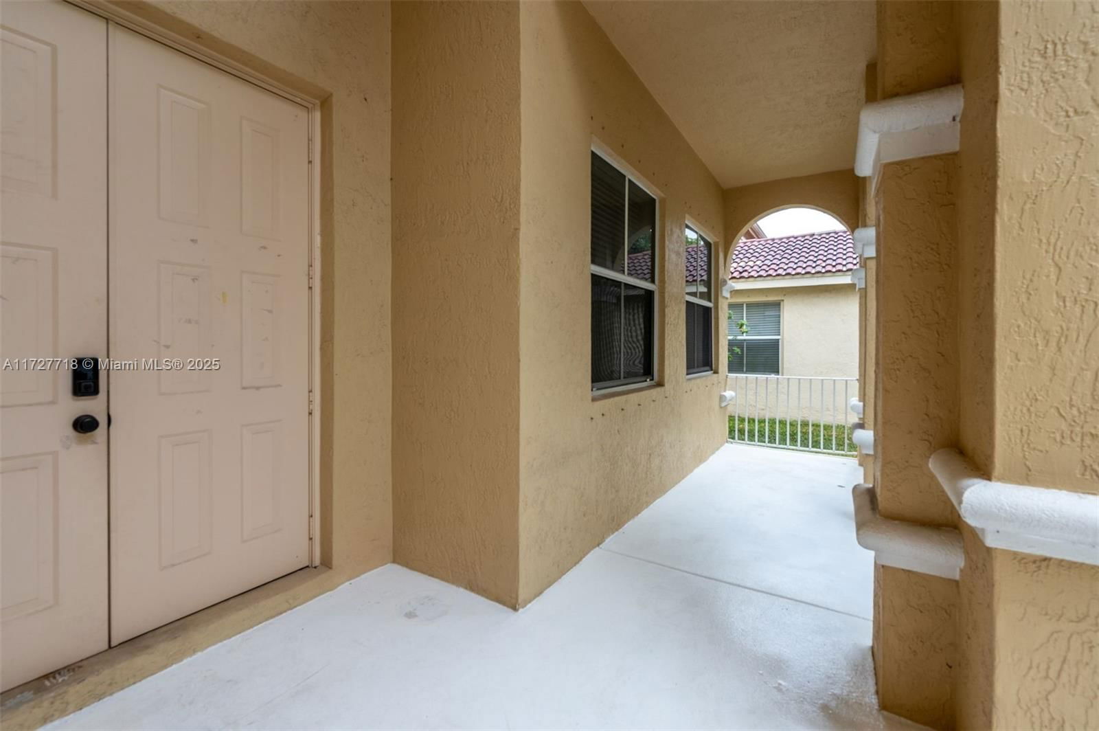 Real estate property located at 4285 Fox Ridge Dr, Broward, Fox Ridge, Weston, FL