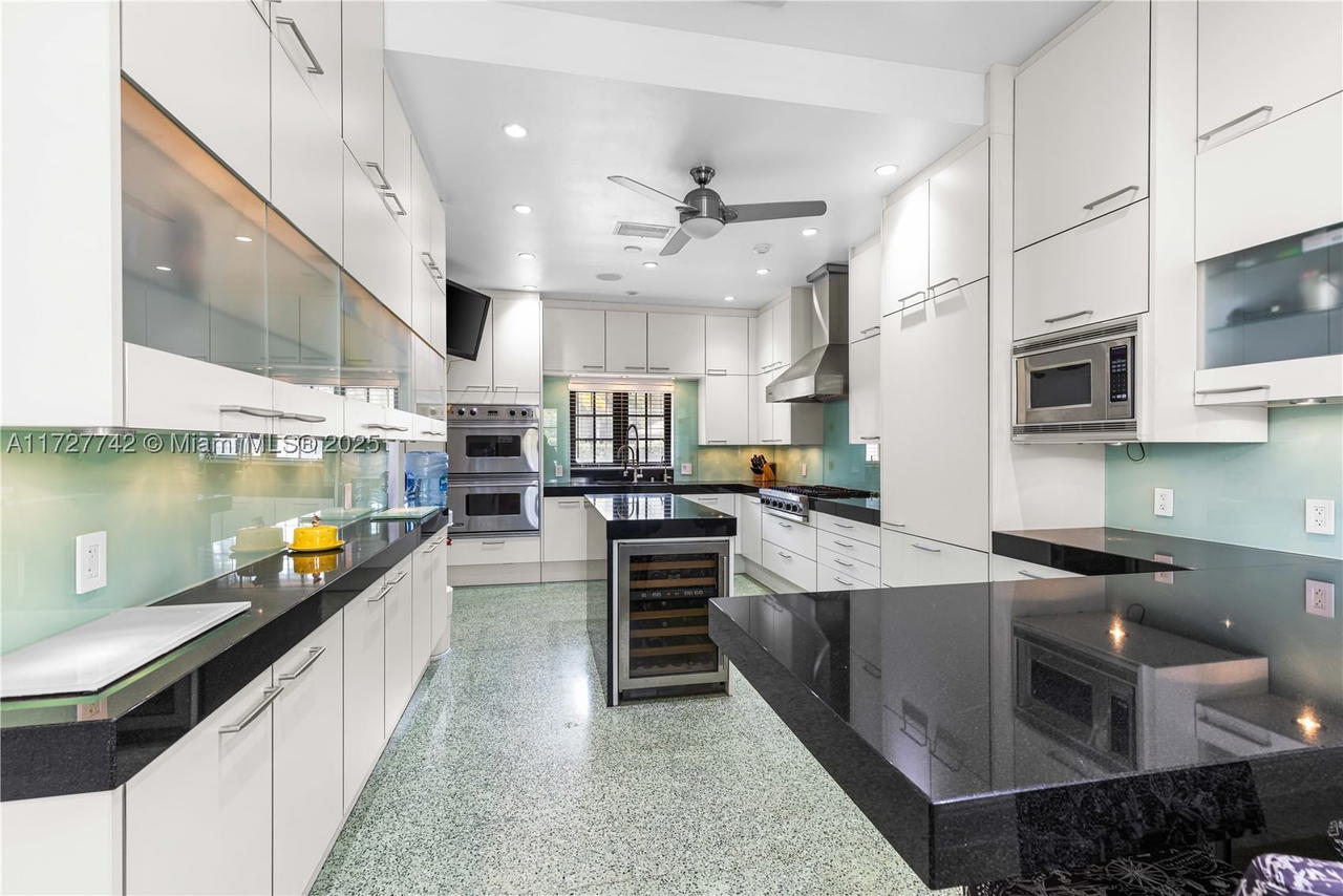 Real estate property located at 1181 Alhambra Cir, Miami-dade, Coral Gables Riviera Sec, Coral Gables, FL