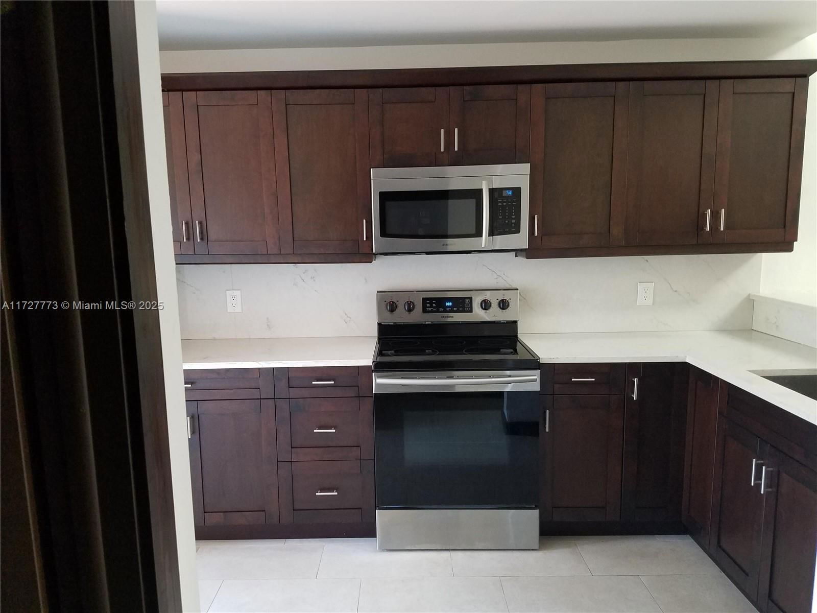 Real estate property located at 406 14th St, Broward, Sandpiper Bay, Dania Beach, FL
