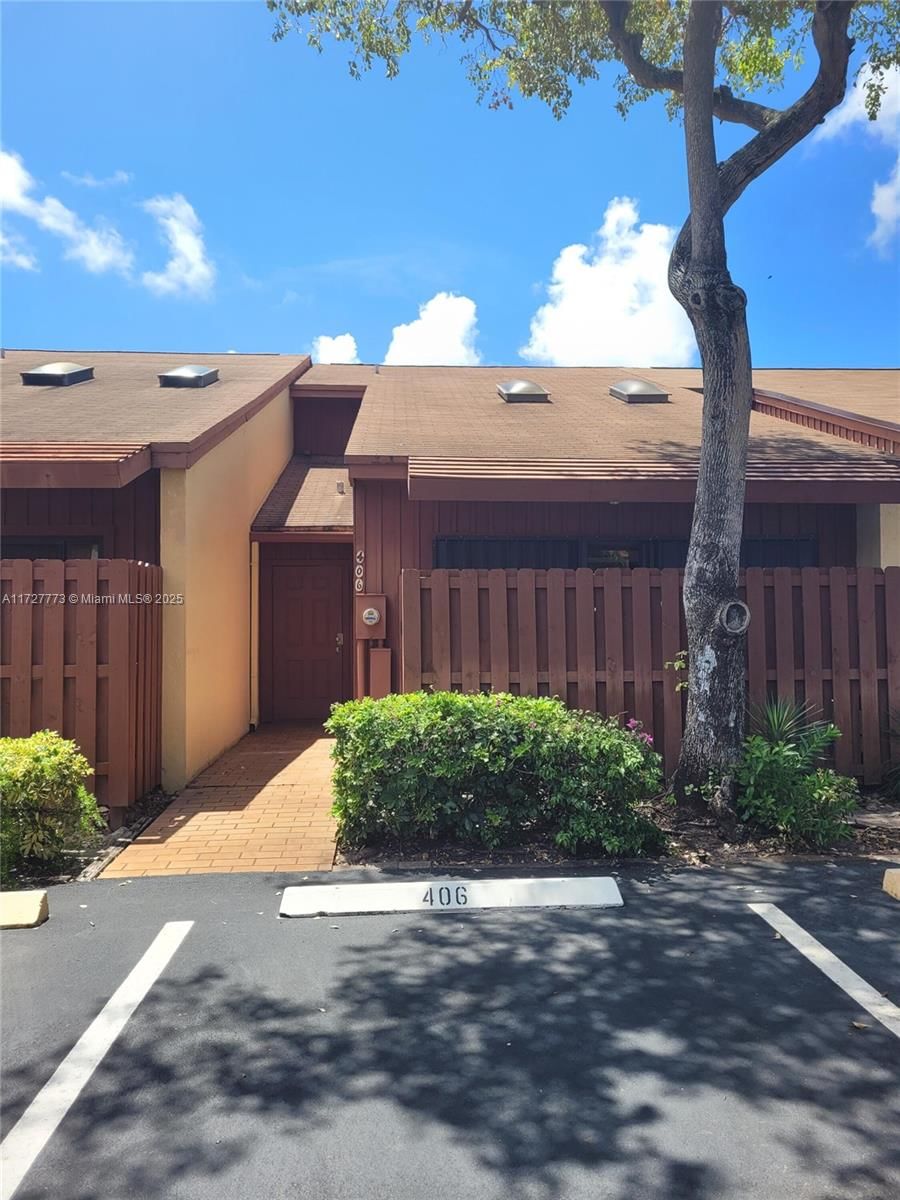 Real estate property located at 406 14th St, Broward, Sandpiper Bay, Dania Beach, FL