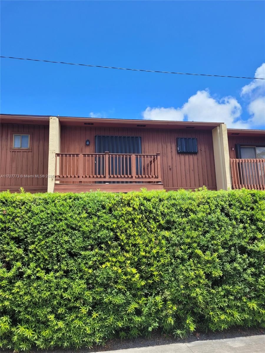 Real estate property located at 406 14th St, Broward, Sandpiper Bay, Dania Beach, FL