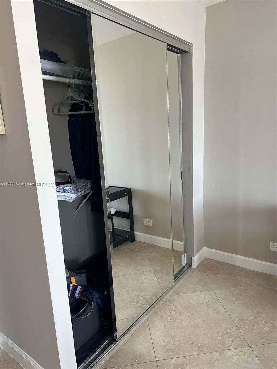 Real estate property located at 231 174th St #902, Miami-dade, Winston Towers 400 Condo, Sunny Isles Beach, FL