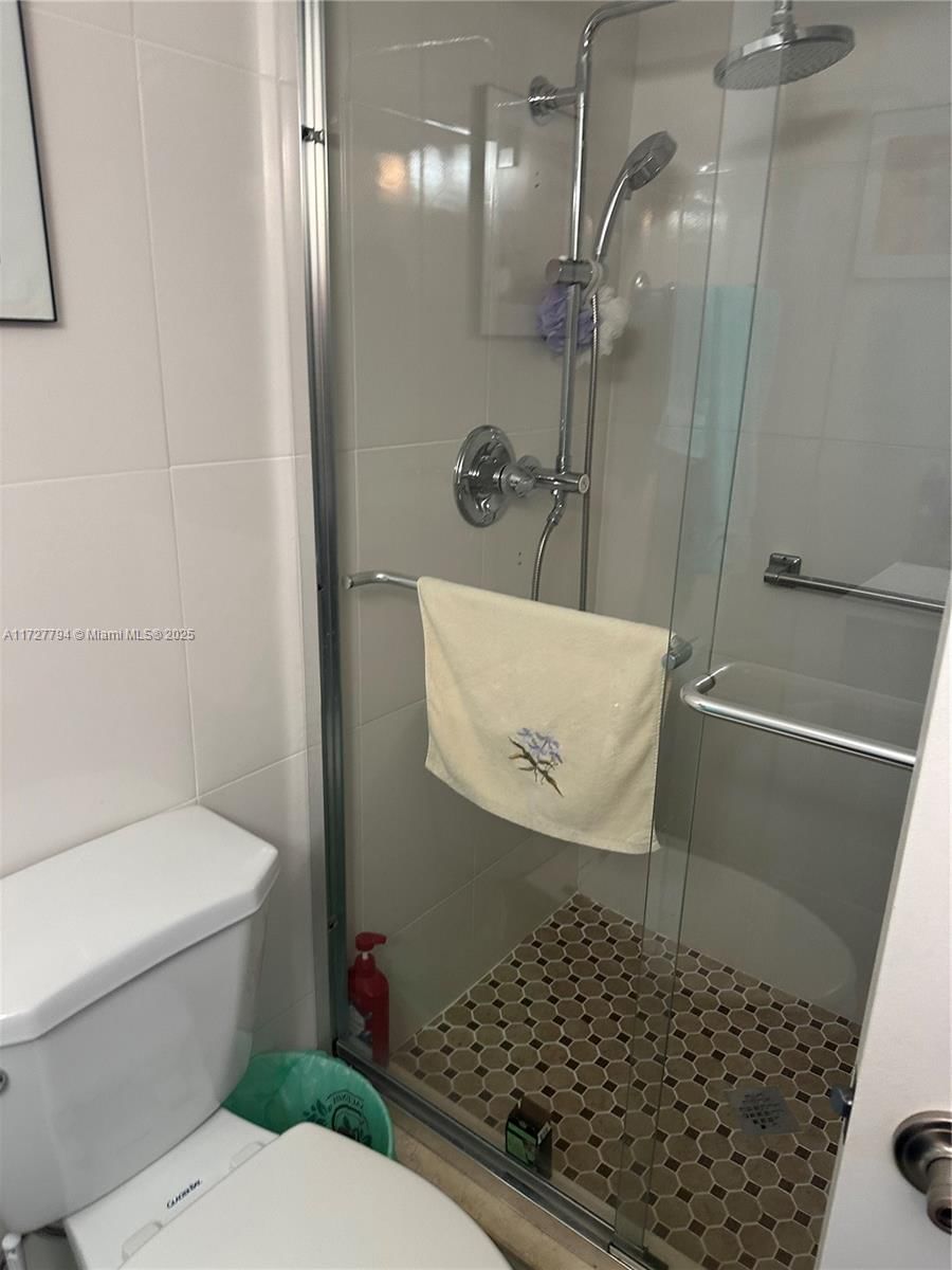 Real estate property located at 231 174th St #902, Miami-dade, Winston Towers 400 Condo, Sunny Isles Beach, FL