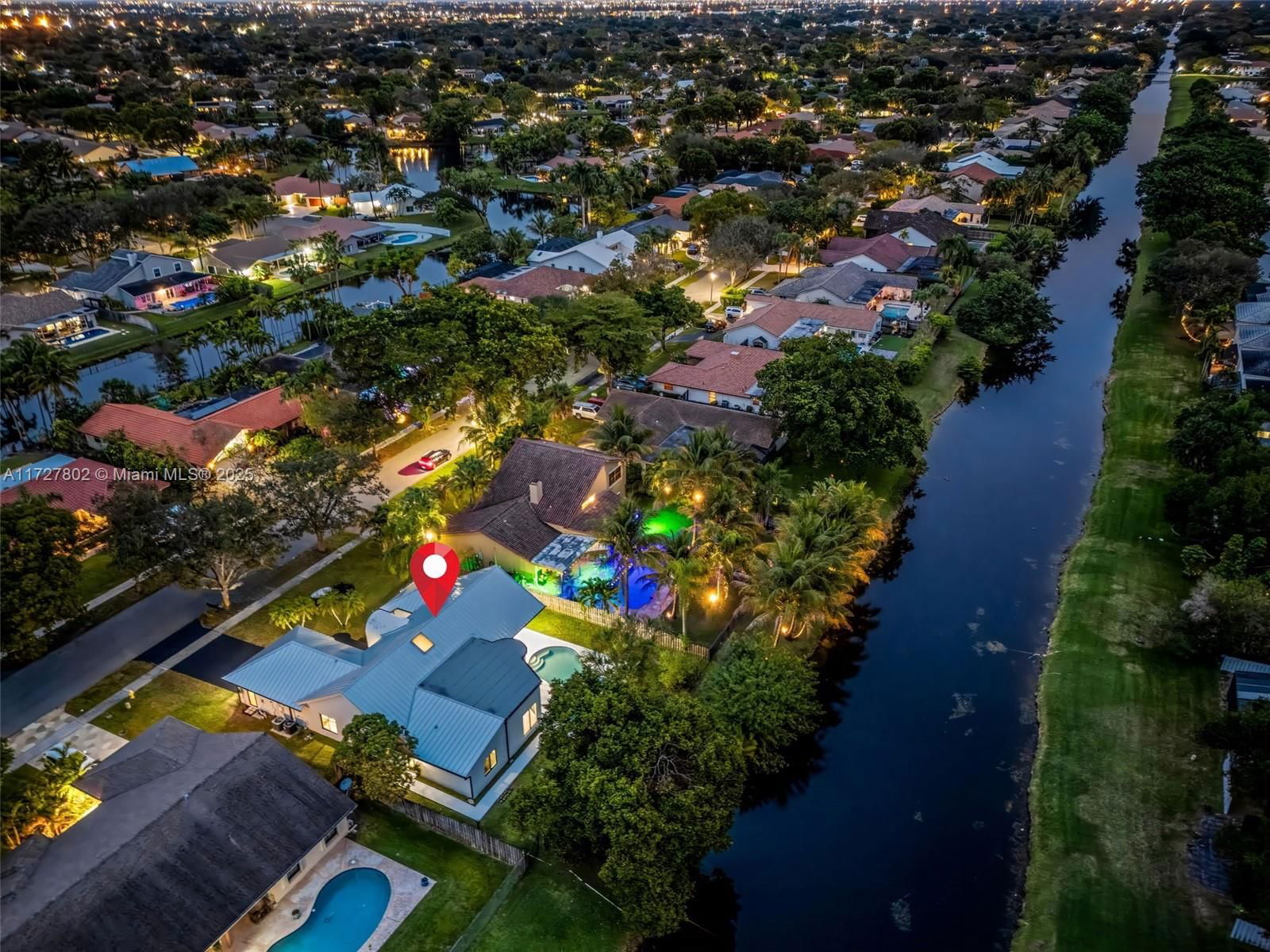 Real estate property located at 9820 10th St, Broward, JACARANDA LAKES SECTION T, Plantation, FL