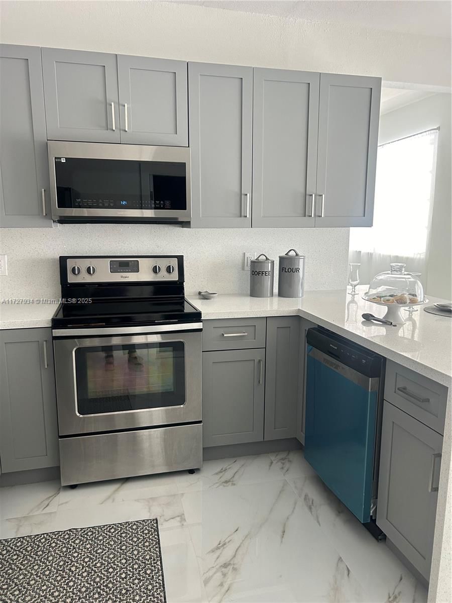 Real estate property located at 437 76th St, Miami-dade, Douglas Ests 1st Addn, Hialeah, FL