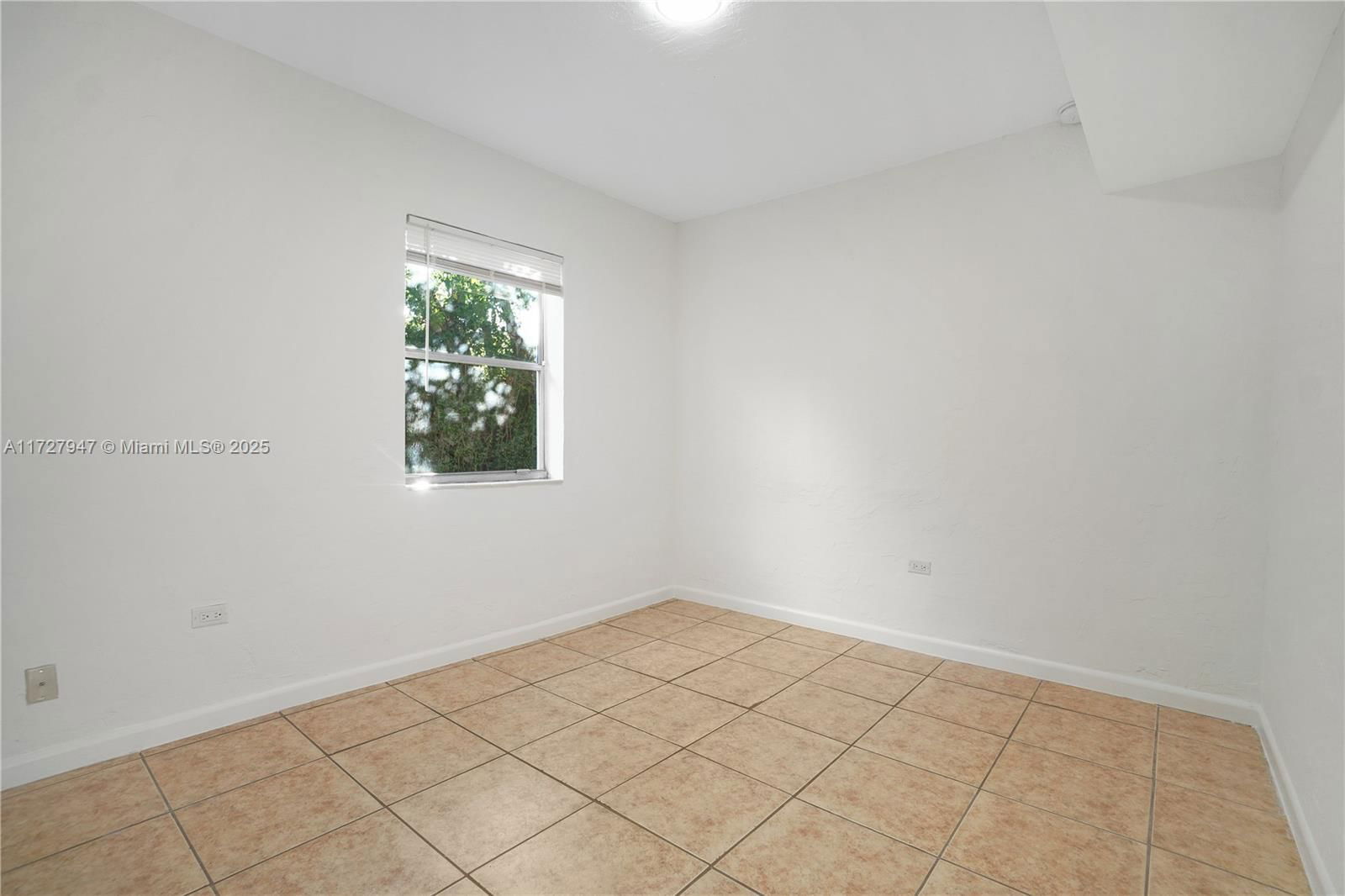 Real estate property located at 1588 153rd Ter, Miami-dade, Washington Park, North Miami Beach, FL