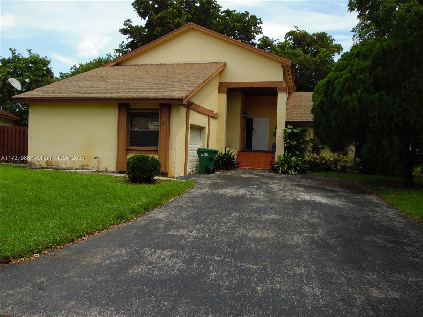 Real estate property located at 5219 152nd Ct, Miami-dade, Lakes Of The Meadow Sec 3, Miami, FL