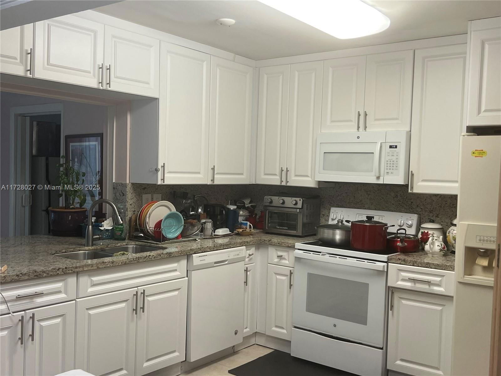 Real estate property located at 11257 172nd St, Miami-dade, Green Hills Park West No, Miami, FL