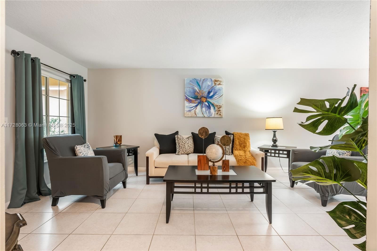 Real estate property located at 7121 Sienna Ridge Ln, Broward, S & R Of Inverrary, Lauderhill, FL