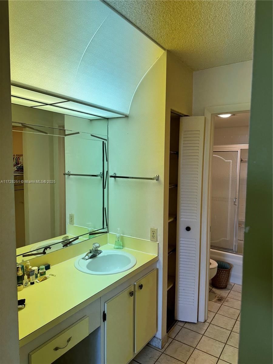 Real estate property located at 9360 Lime Bay Blvd #214, Broward, Lime Bay Condominium 8, Tamarac, FL