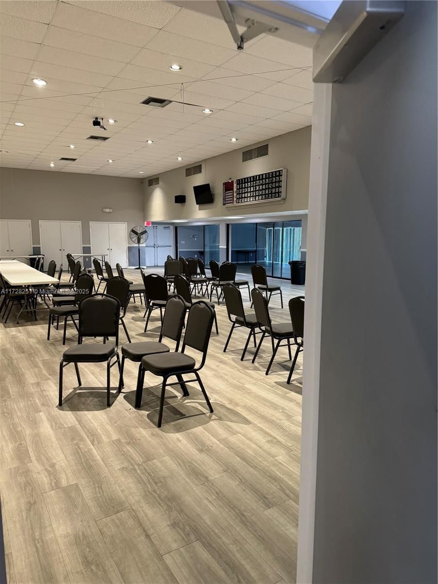 Real estate property located at 9360 Lime Bay Blvd #214, Broward, Lime Bay Condominium 8, Tamarac, FL