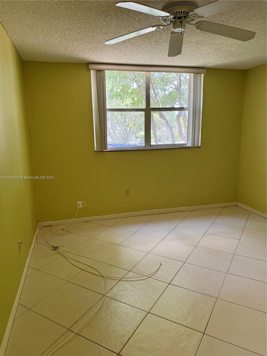 Real estate property located at 9360 Lime Bay Blvd #214, Broward, Lime Bay Condominium 8, Tamarac, FL