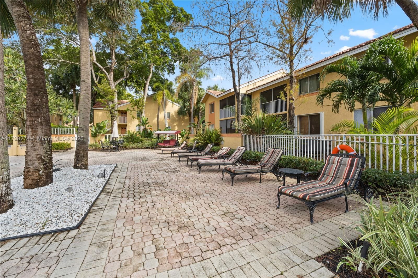 Real estate property located at 1031 Coral Club Dr #1031, Broward, Napoli Gardens At Coral S, Coral Springs, FL