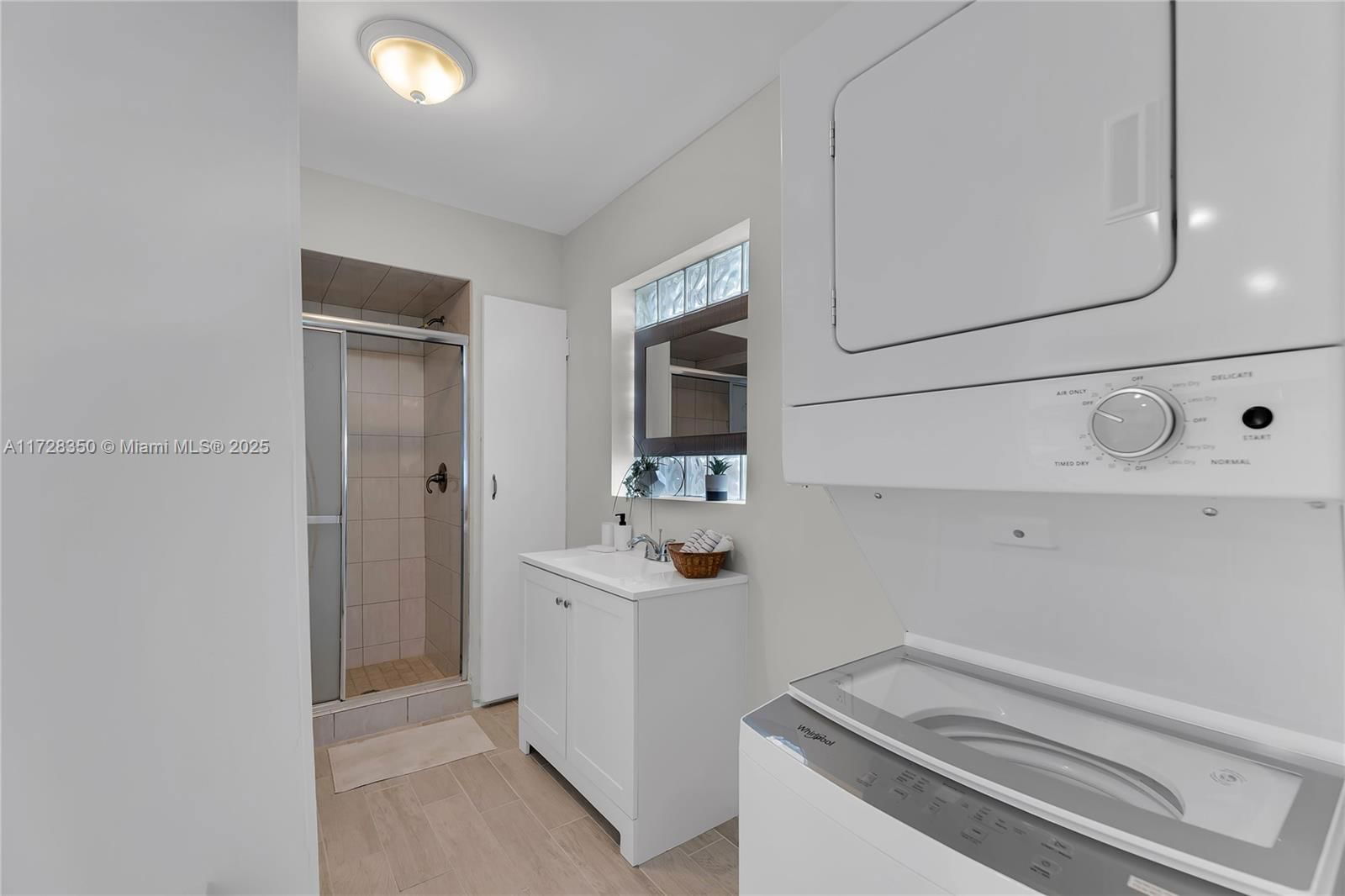 Real estate property located at 301 1st Ter, Broward, Garden Isles Sec One, Pompano Beach, FL