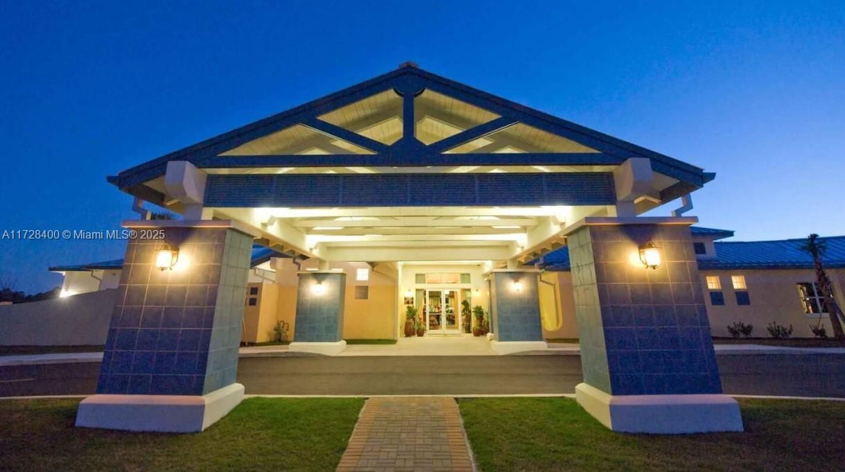 Real estate property located at 5511 Veragua Circle, Highlands, Sun N Lake Uni, Sebring, FL
