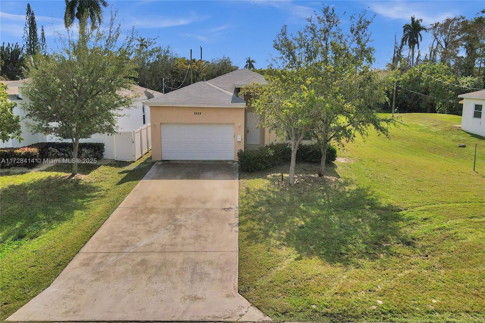Real estate property located at 2924 Lincoln St, Broward, Lincoln Street Homes Plat, Hollywood, FL