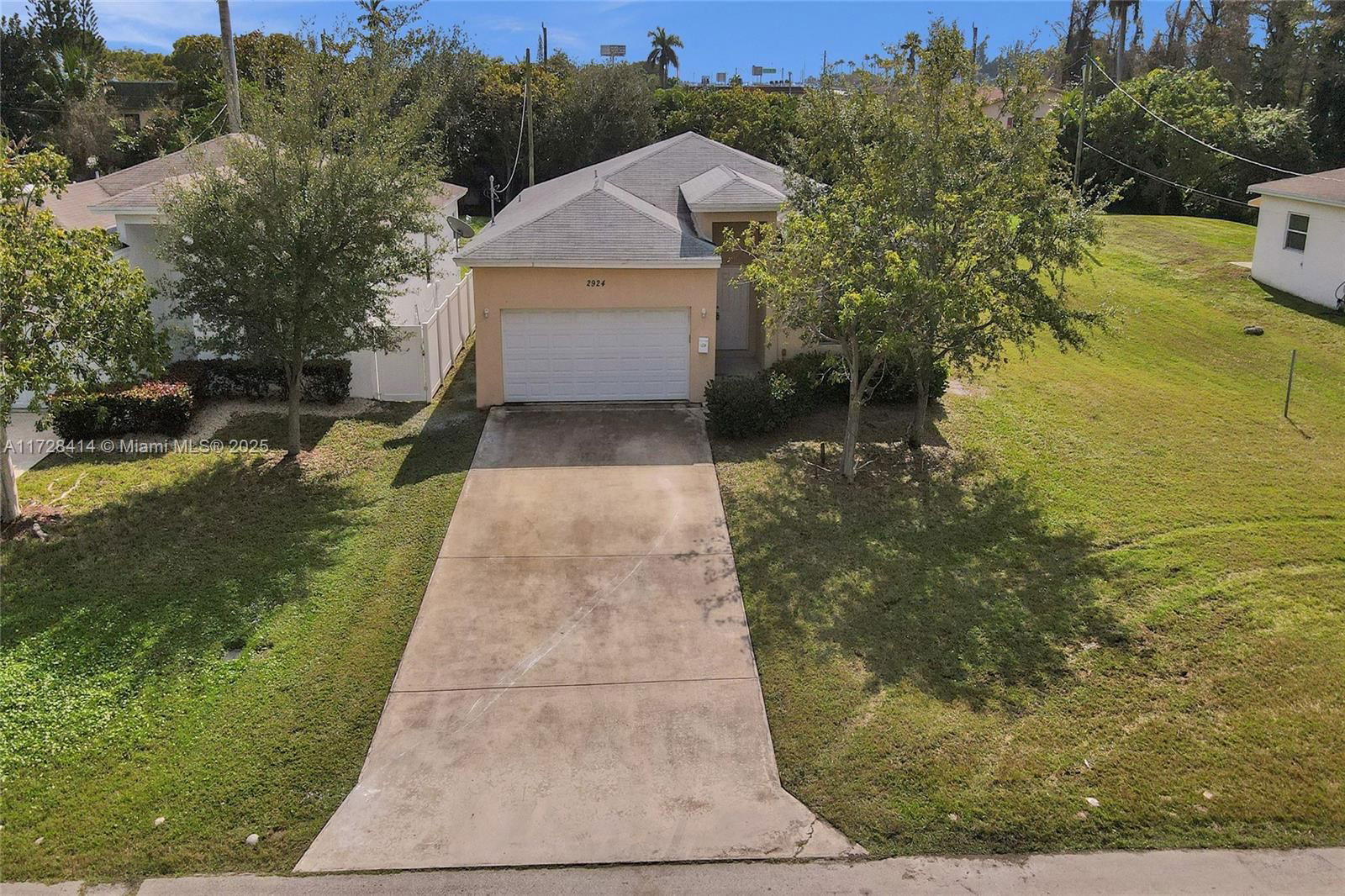 Real estate property located at 2924 Lincoln St, Broward, Lincoln Street Homes Plat, Hollywood, FL