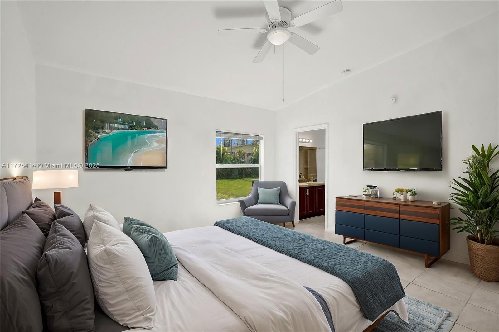 Real estate property located at 2924 Lincoln St, Broward, Lincoln Street Homes Plat, Hollywood, FL