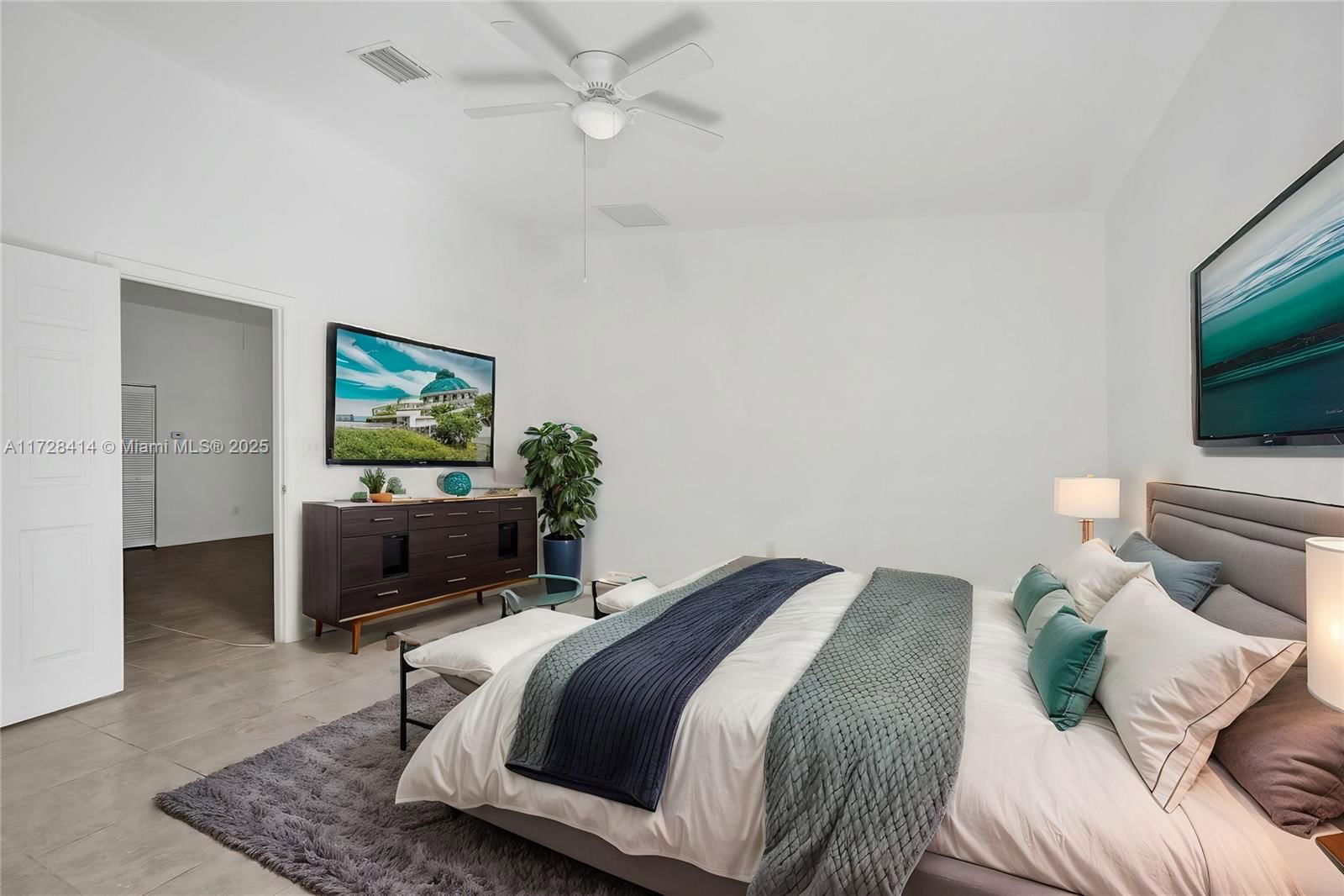 Real estate property located at 2924 Lincoln St, Broward, Lincoln Street Homes Plat, Hollywood, FL