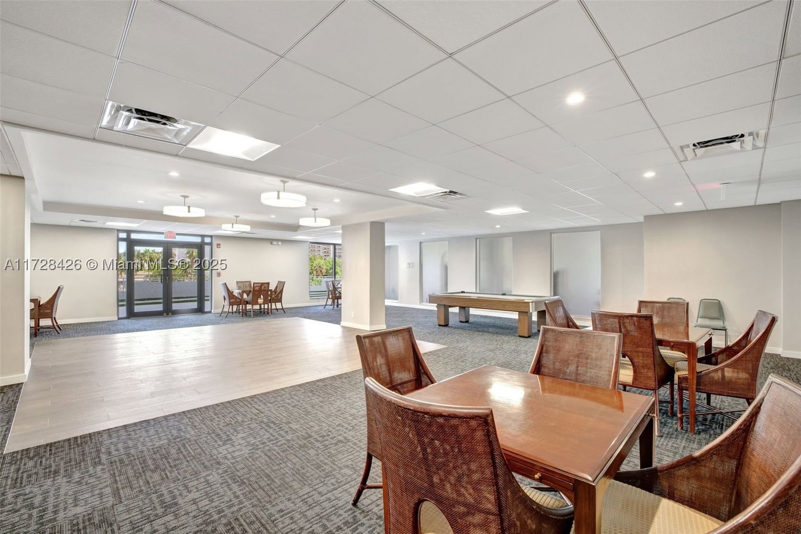 Real estate property located at 3015 Ocean Blvd #3J, Broward, Berkley South Condo, Fort Lauderdale, FL