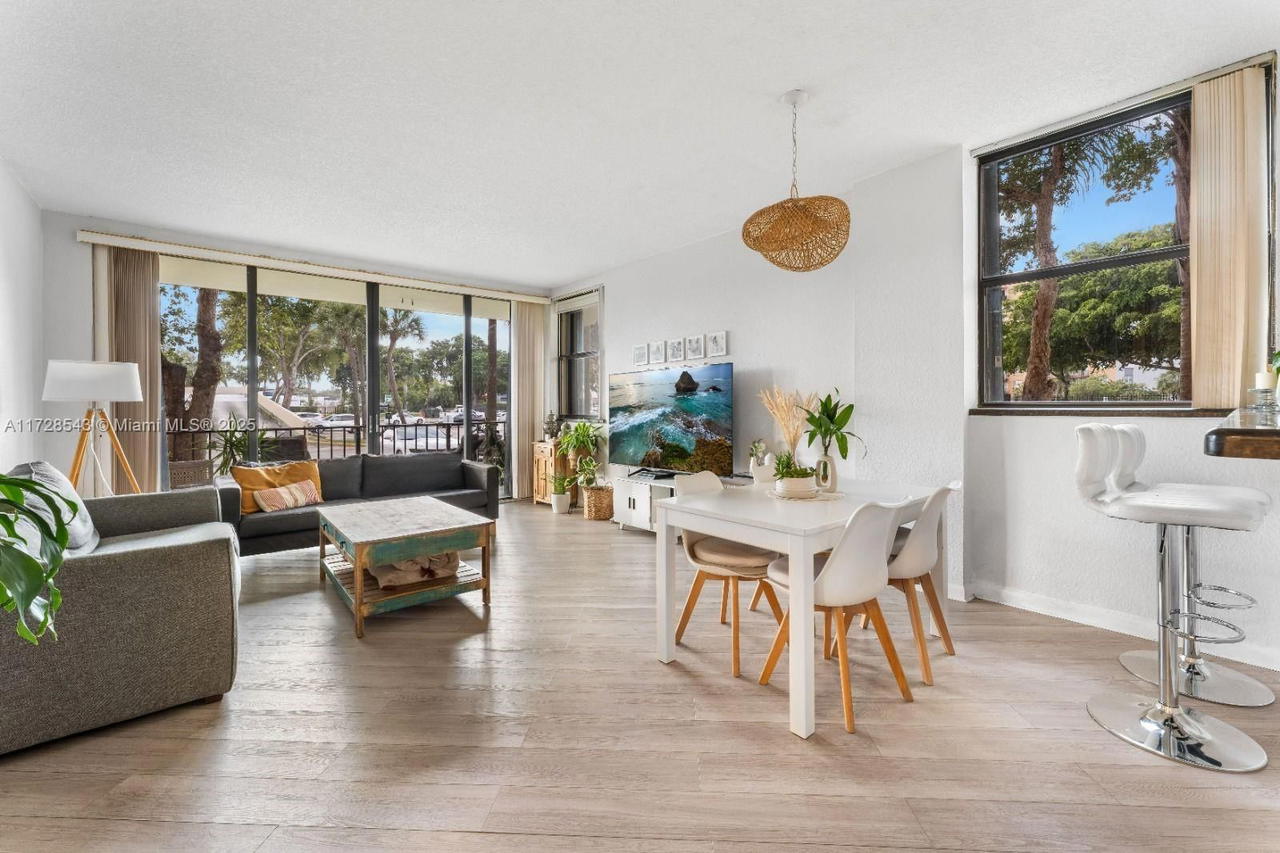 Real estate property located at 1470 123rd St A116, Miami-dade, Greenwich Ph I Condo, North Miami, FL