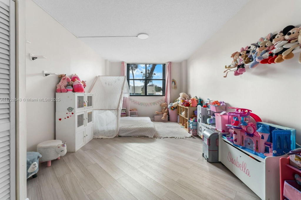 Real estate property located at 1470 123rd St A116, Miami-dade, Greenwich Ph I Condo, North Miami, FL