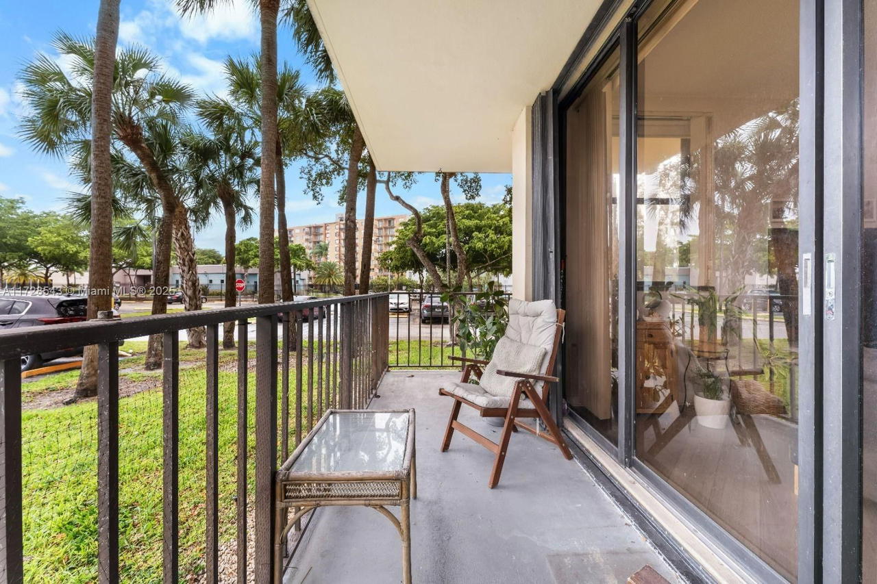 Real estate property located at 1470 123rd St A116, Miami-dade, Greenwich Ph I Condo, North Miami, FL