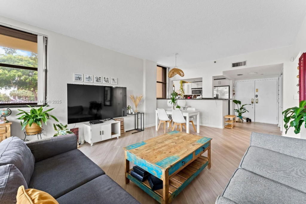 Real estate property located at 1470 123rd St A116, Miami-dade, Greenwich Ph I Condo, North Miami, FL