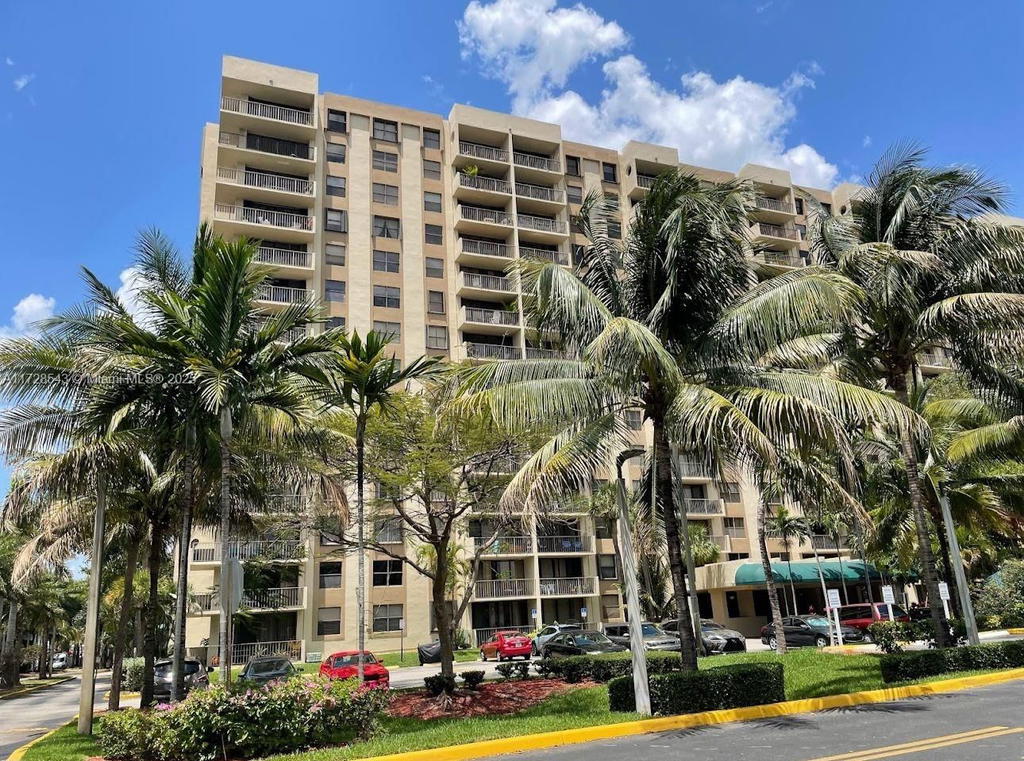 Real estate property located at 1470 123rd St A116, Miami-dade, Greenwich Ph I Condo, North Miami, FL